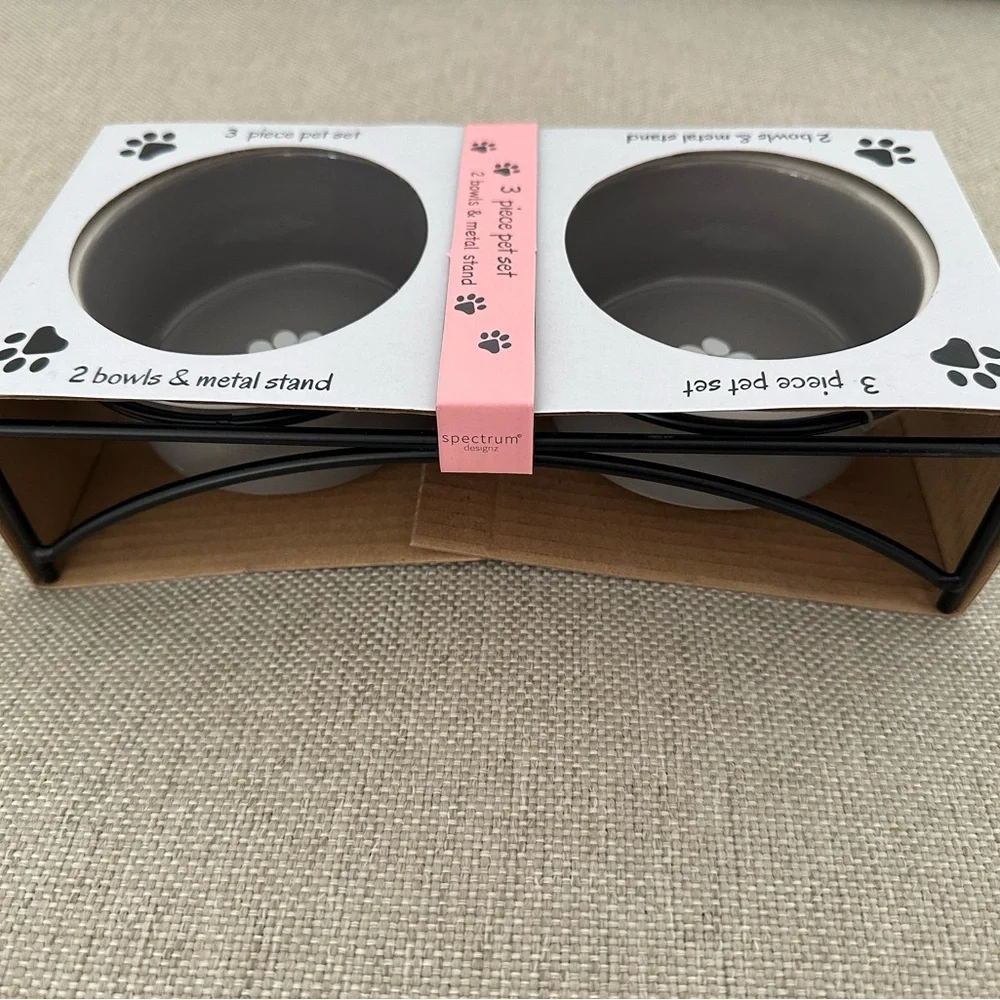 Gray Pet Bowl Set with Paw Print